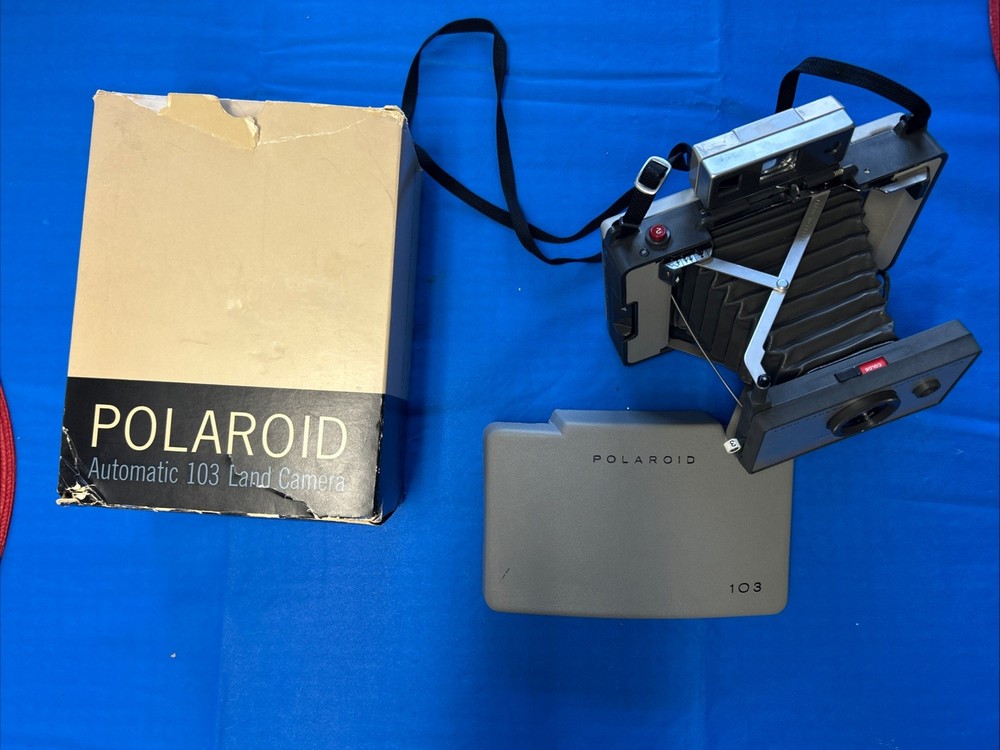 Polaroid Automatic 103 Land Camera (not tested)