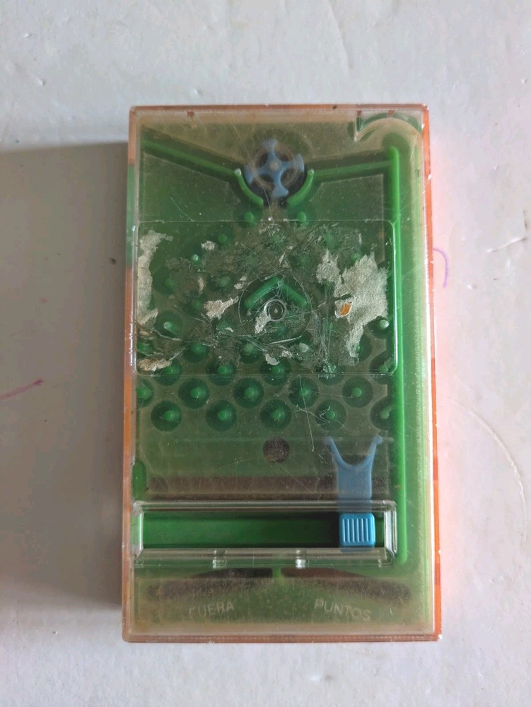 Tomy Pocketmates DROP'N'CATCH Handheld Game. 1976
