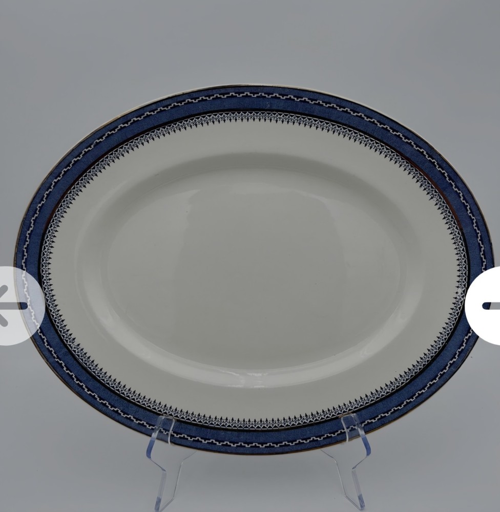 Sandringham Oval Serving Platter, 16"