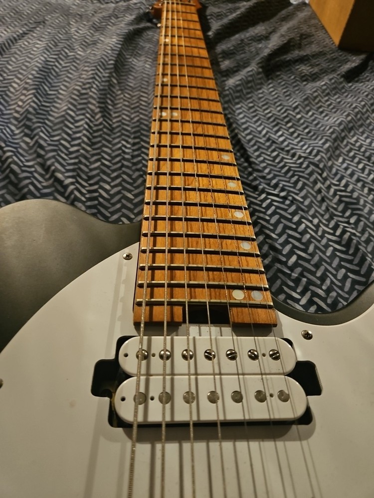 Legator Omen 7 String Baritone