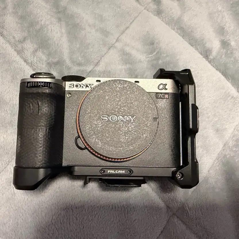 A7CR Boxed (Bottom Grip, A7CR Strap) with Accessories Official