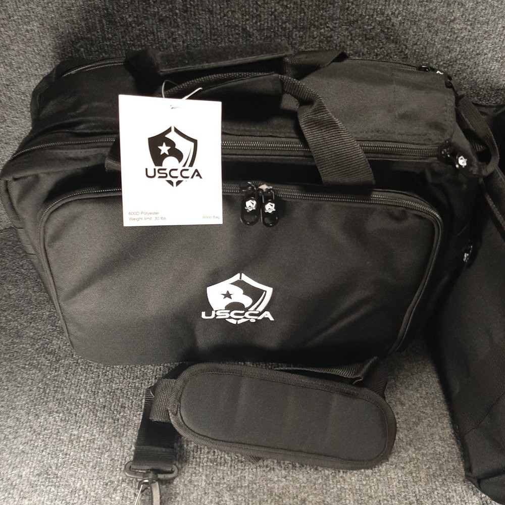 Pistol Range Bag USCCA 600D Black 5 Pocket Inner Case Shoulder Strap Inside NWT