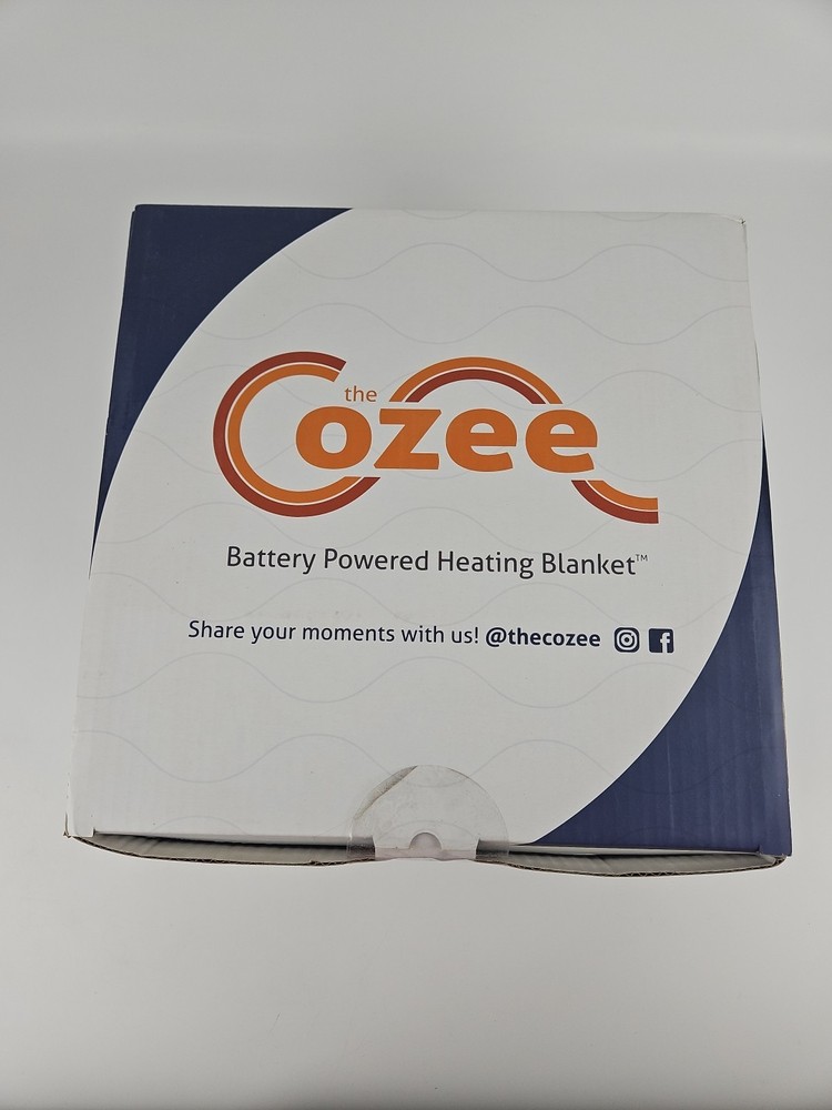 The Cozee Battery Powered Heating Blanket Navy Blue