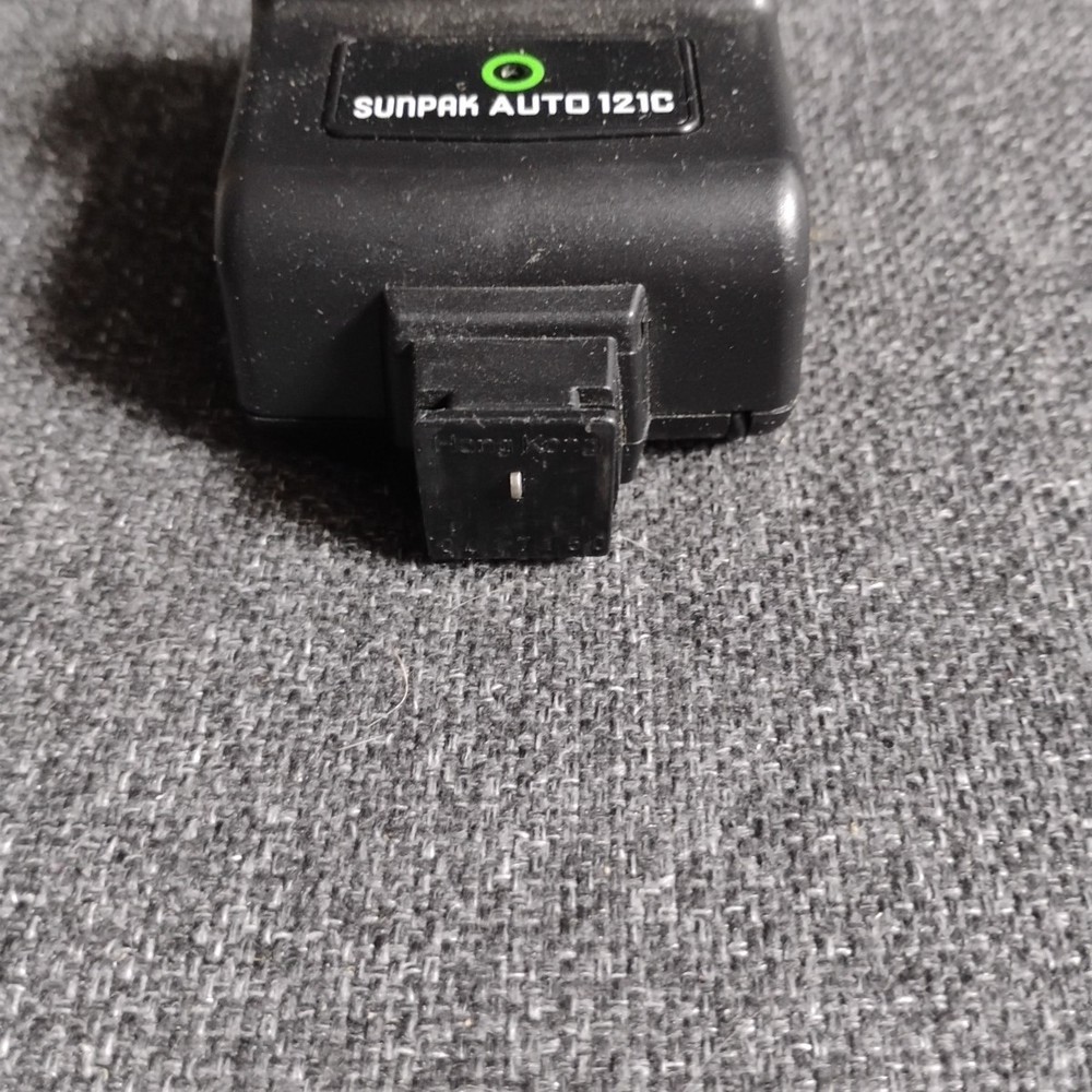 Sunpak Auto 121C Camera Flash