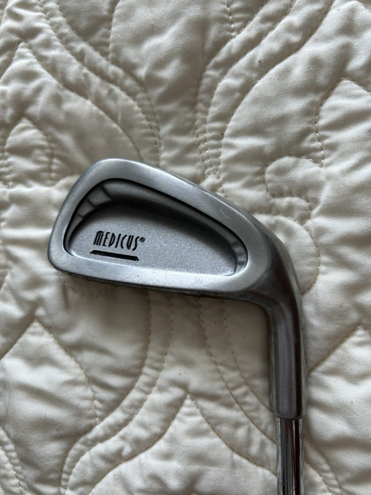 Medicus Dual Hinge 5 Iron Golf Swing Trainer Patented Dual Hinge System Clean