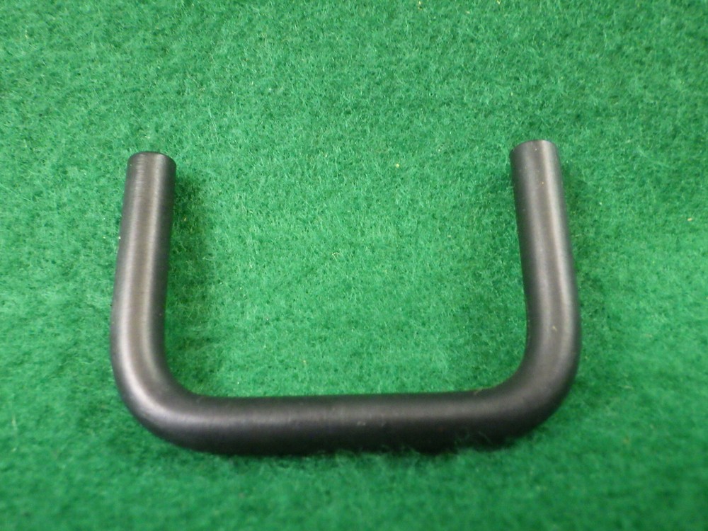 NOS Midland Ross black metal U shaped handle/pull Radio/Server rack 8607