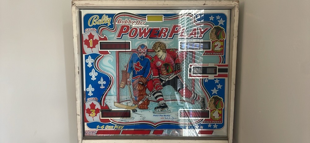 Vintage Bobby Orr Power Play Pinball Machine