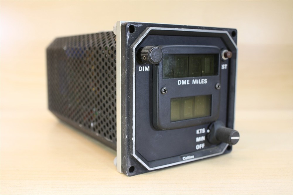 Collins 339F-12 DME Indicator 622-1234-016