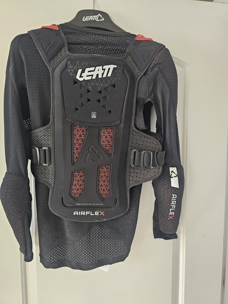 Leatt AirFlex Body Protector (Black) Medium