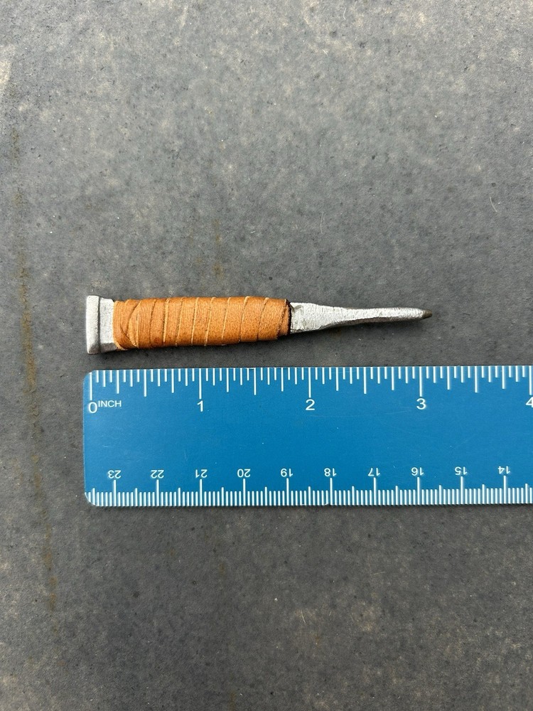 Custom Handmade 1 Prong Divot Tool