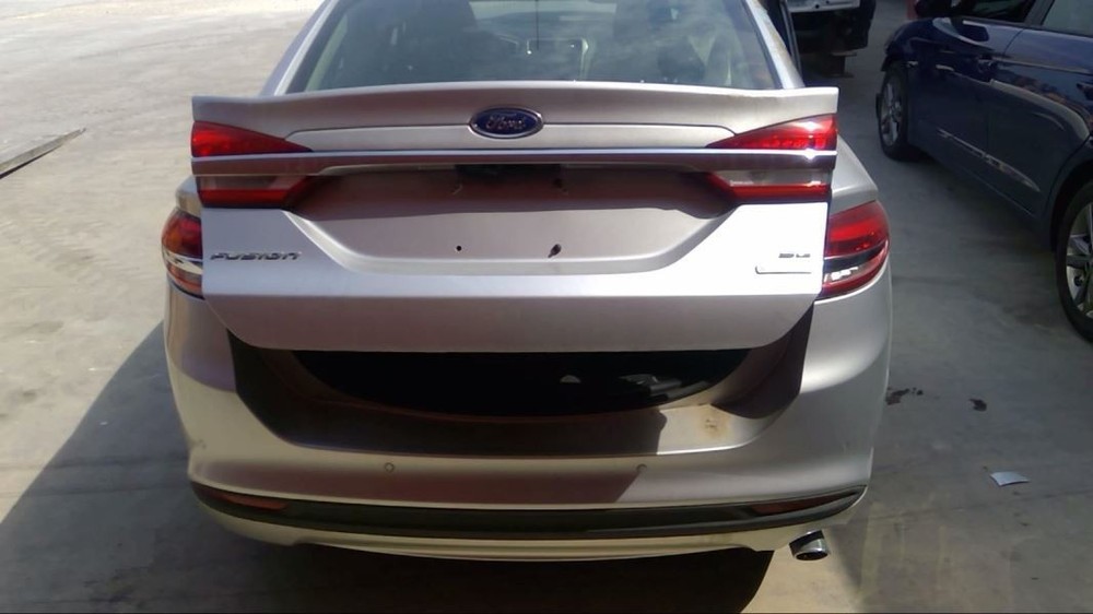 FUSION 2018 Air Shutter 603816