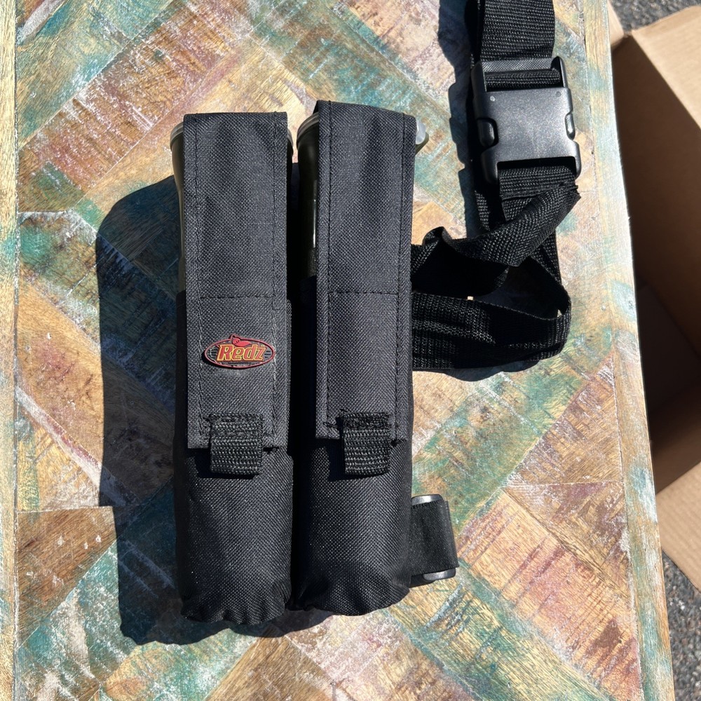 Viewloader Paintball Holder Belt with 2 Plastic Containers