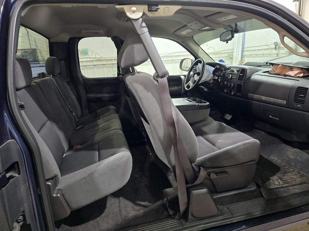 SILVRDO15 2009 Dash Bezel 636504
