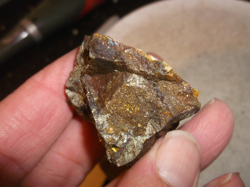 Gold, silver, copper, 64 grams samples ,ore high grade .
