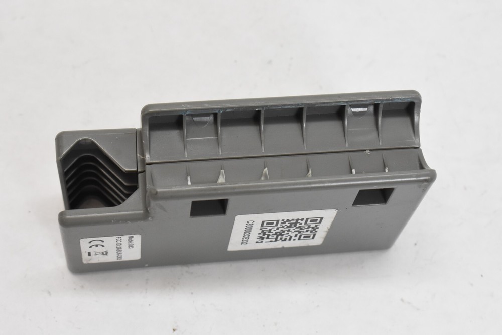 Shenzhen Minew Technologies Digital Broadcasting Device Mini Beacon Plus Gray