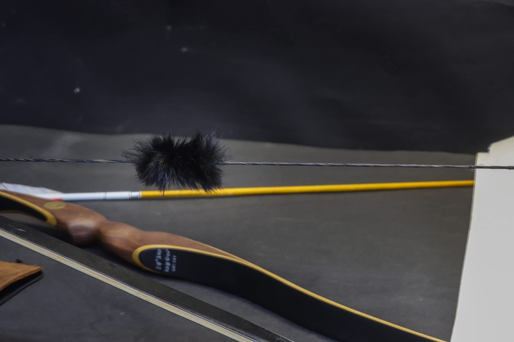 Rabbit Fur Bow String Silencer Recurve Longbow (Black Rabbit 2 Pair)