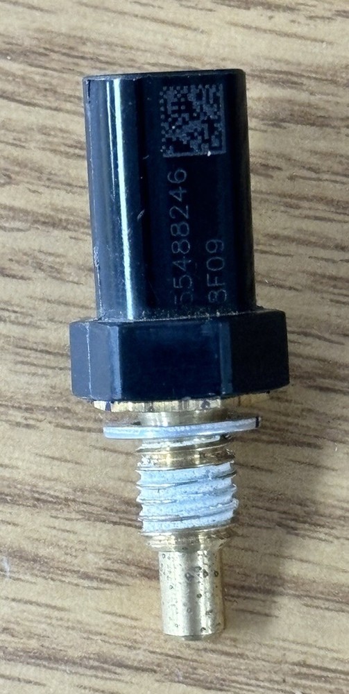 GM 2018-2022 Engine Coolant Temperature Sensor OEM 55488246