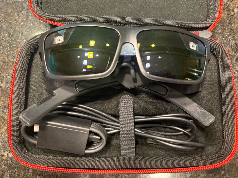 Lenovo ThinkReality A3 Smart Glasses XR1