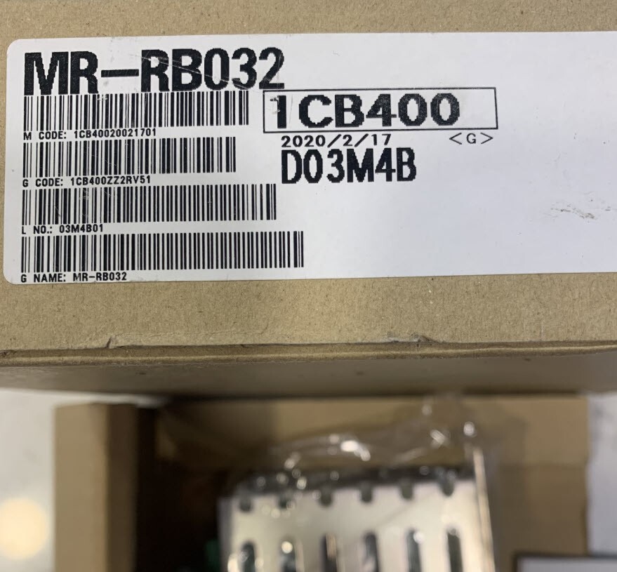 NEW Mitsubishi MR-RB032 Resistance Regeneration Unit