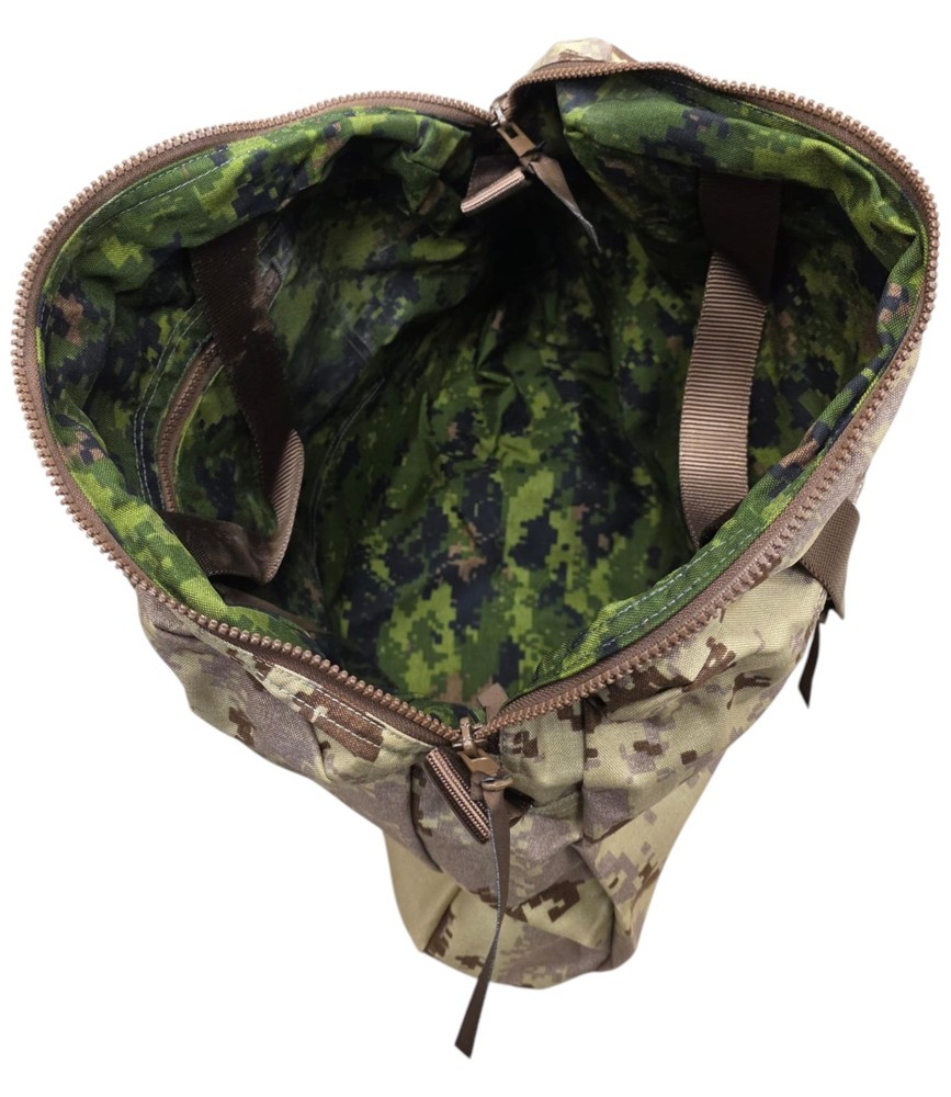 Canadian Armed Forces Reversible Helmet/Kit Bag