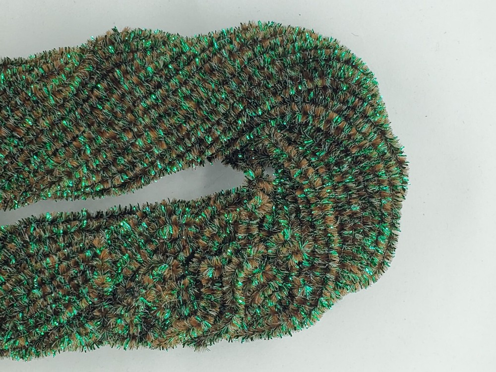 LEPRECHAUN  New Age Chenille 4 Yard Pack Size #2 Medium Fly & Jig Tying