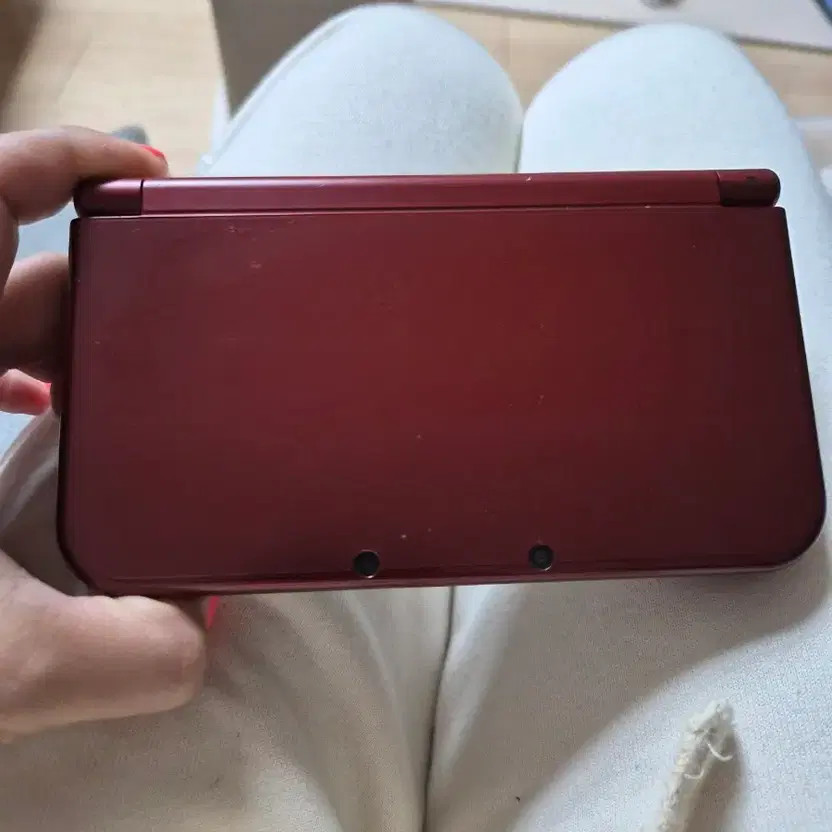 Nintendo 3DS Handheld Console with Screen Protector Official