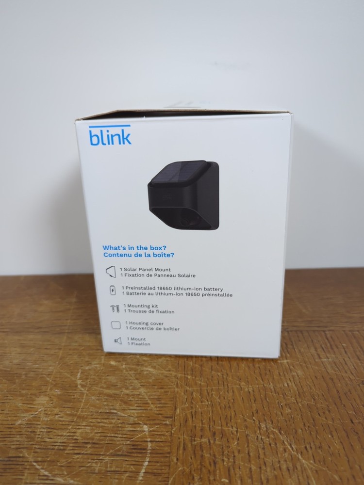 Blink Solar Panel Charging Mount Model BAC044500U - Black - NEW OPEN BOX