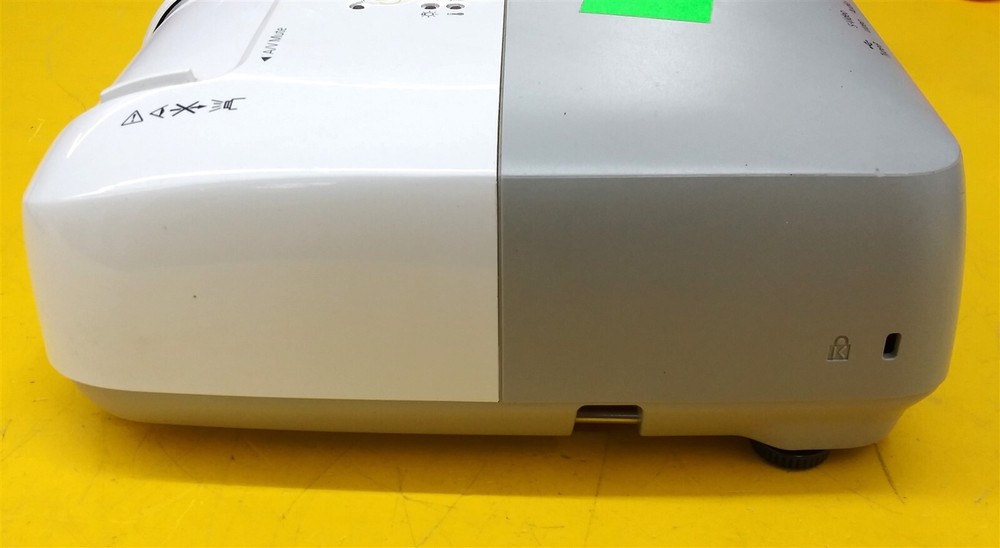 ⭐️⭐️⭐️⭐️⭐️ Epson EX21 Model H283A LCD Desktop Projector