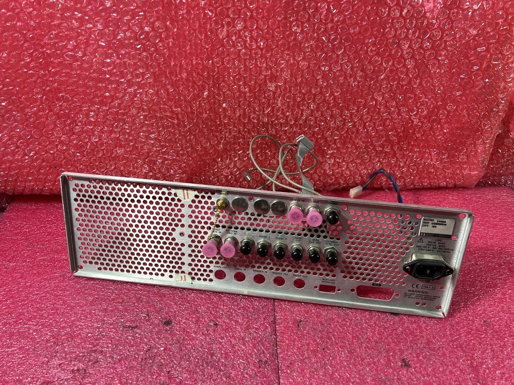 Agilent /Keysight E4433A ''Rear Panel Only'' OPT 1EH E4400-60036