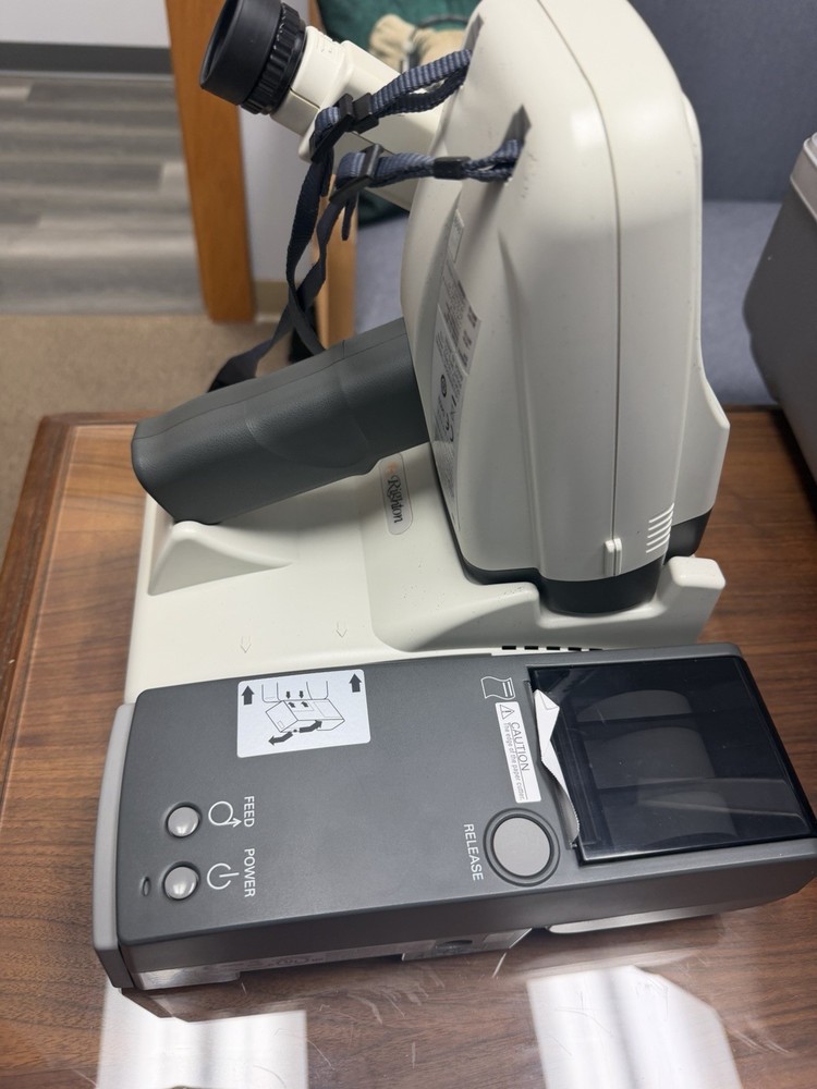 Righton Retinomax 3 Handheld Autorefractor Keratometer