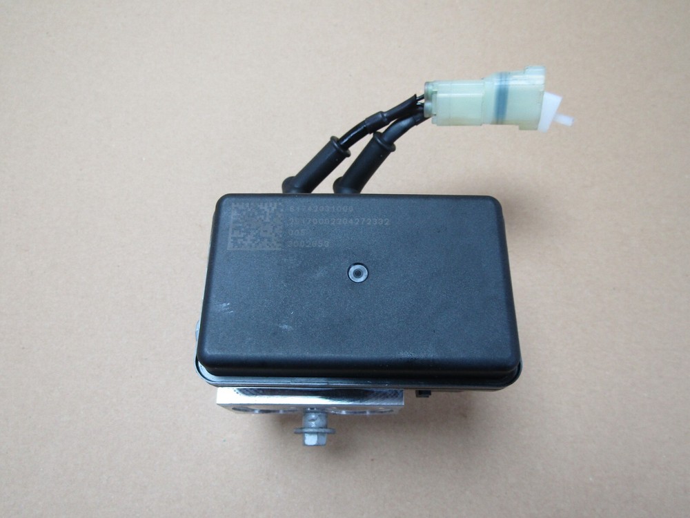 KTM 890 Duke GP 2022 ABS pump control unit module (12509)
