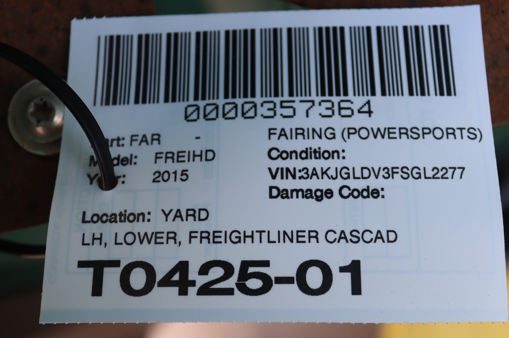 08-17 FREIGHTLINER CASCADIA 125 RIGHT SIDE LOWER CAB FAIRING PANEL EXTENDER OEM