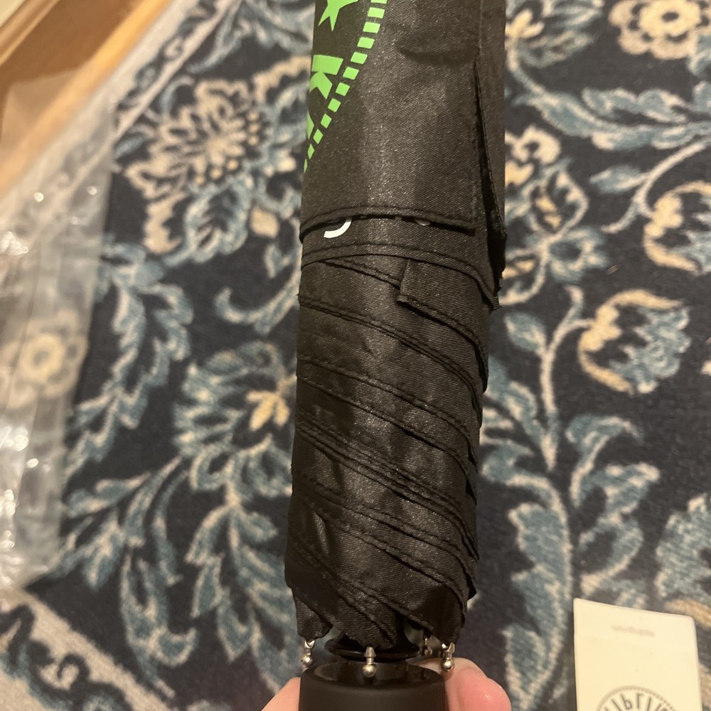 Kipling AC8138 Push Button Automatic Open Printed Umbrella Green Black NWT