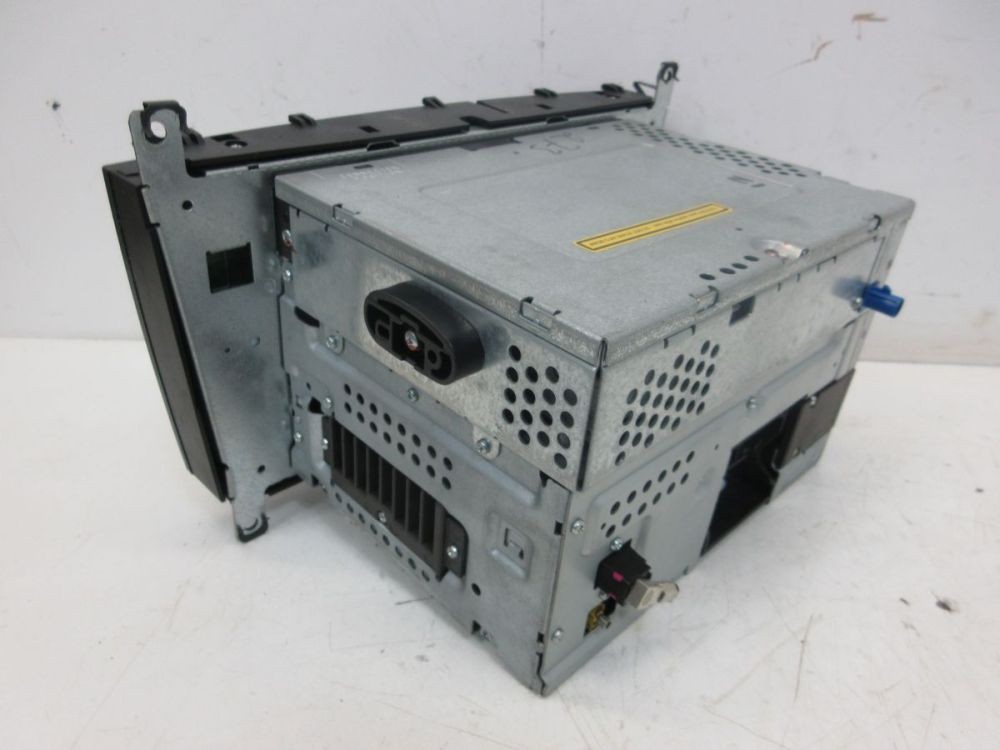 Radio/Multimedia System Code Not Available! Pour