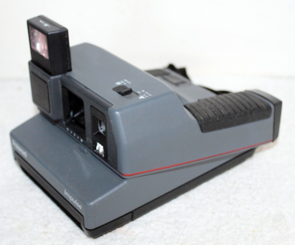 Polaroid Impulse Auto-Focus Instant Camera + Strap ~ Nice ~ Works No Film