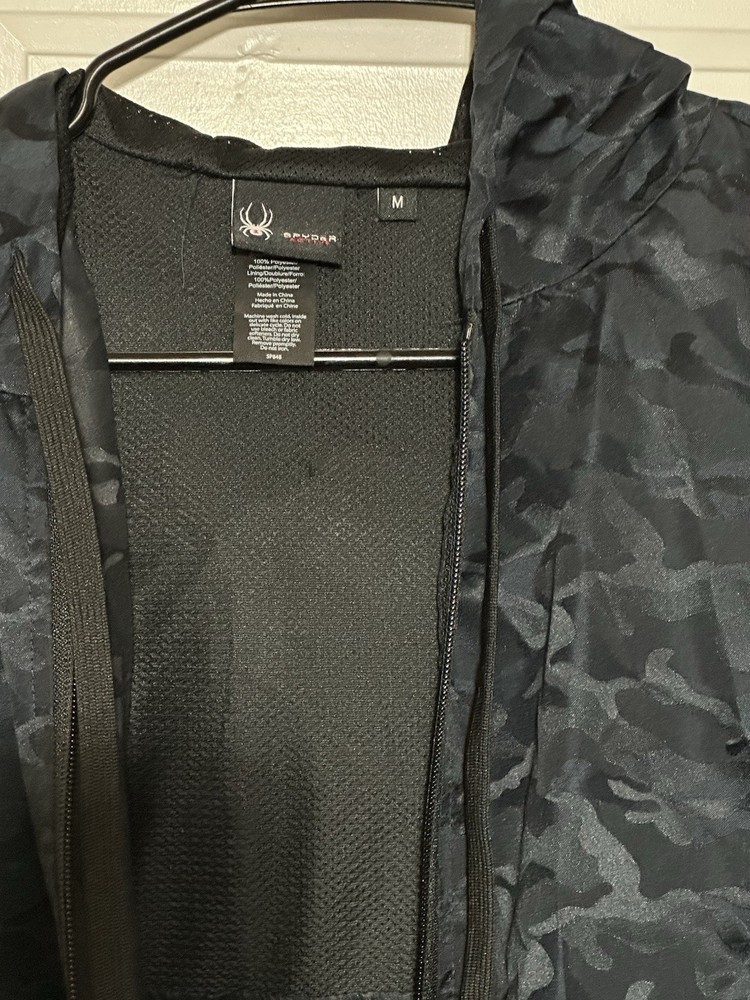 Spyder Activewear Windbreaker Size Medium.