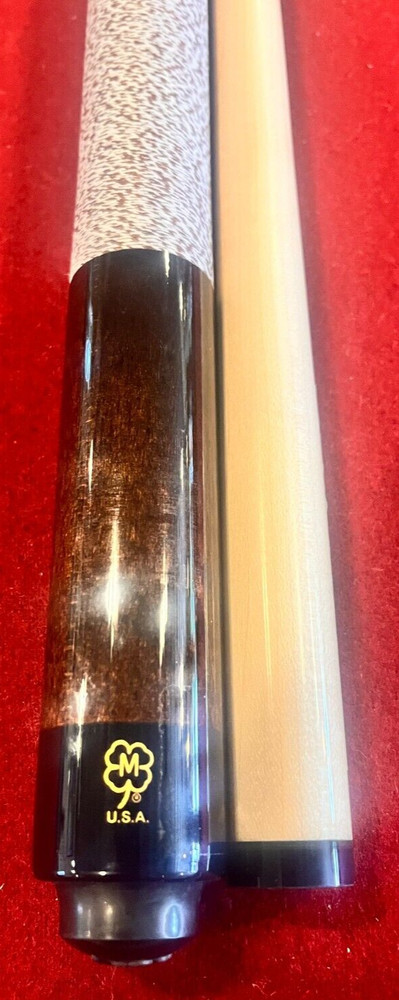 McDermott Cue Stick - unique design - Postal Insurance Required-*description*
