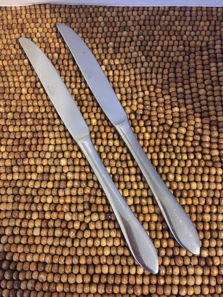 Dansk Stainless ALTISSIMO Glossy Pointed Tip 2 SOLID DINNER KNIVES 9 1/8”