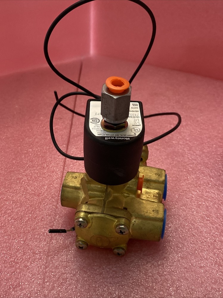 Honeywell Skinner Pressure Regulating Valve 74332BN4UNJ10C111P3