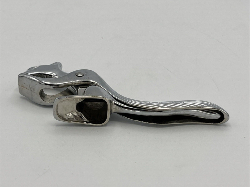 Nut Cracker Zinc Alloy Creative Squirrel Shape Nut Shell Opener Walnut