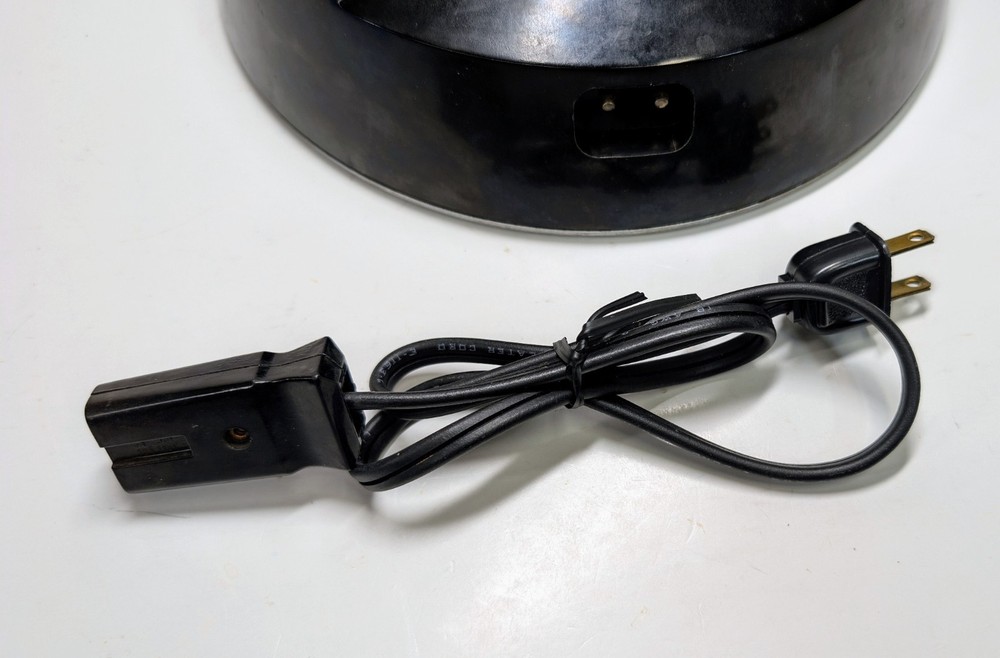 West Bend Round Slow Cooker Model # 5225, Tested, NICE Condition