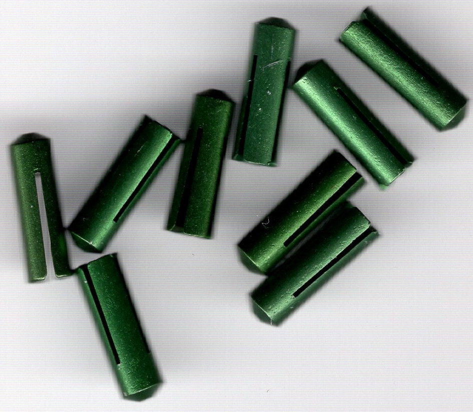 GREEN Dart Flight Protectors: 3 per set