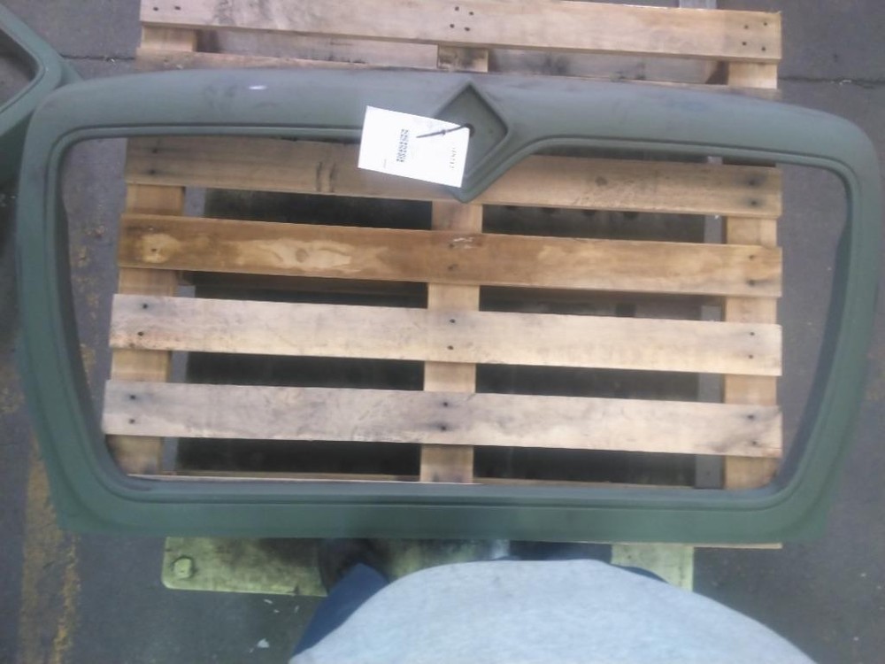 For INTERNATIONAL 7100 GRILLE SHELL ,  OH