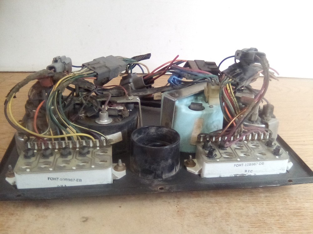 1990 Sterling Instrument Cluster