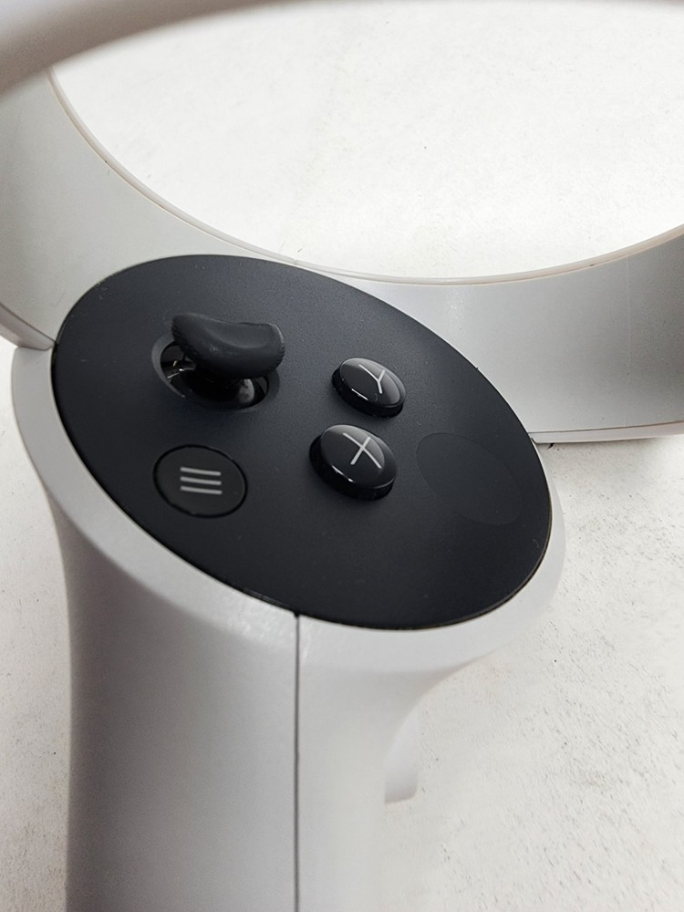 Meta Oculus Quest 2 VR LEFT Controller Only *Parts/Repair*