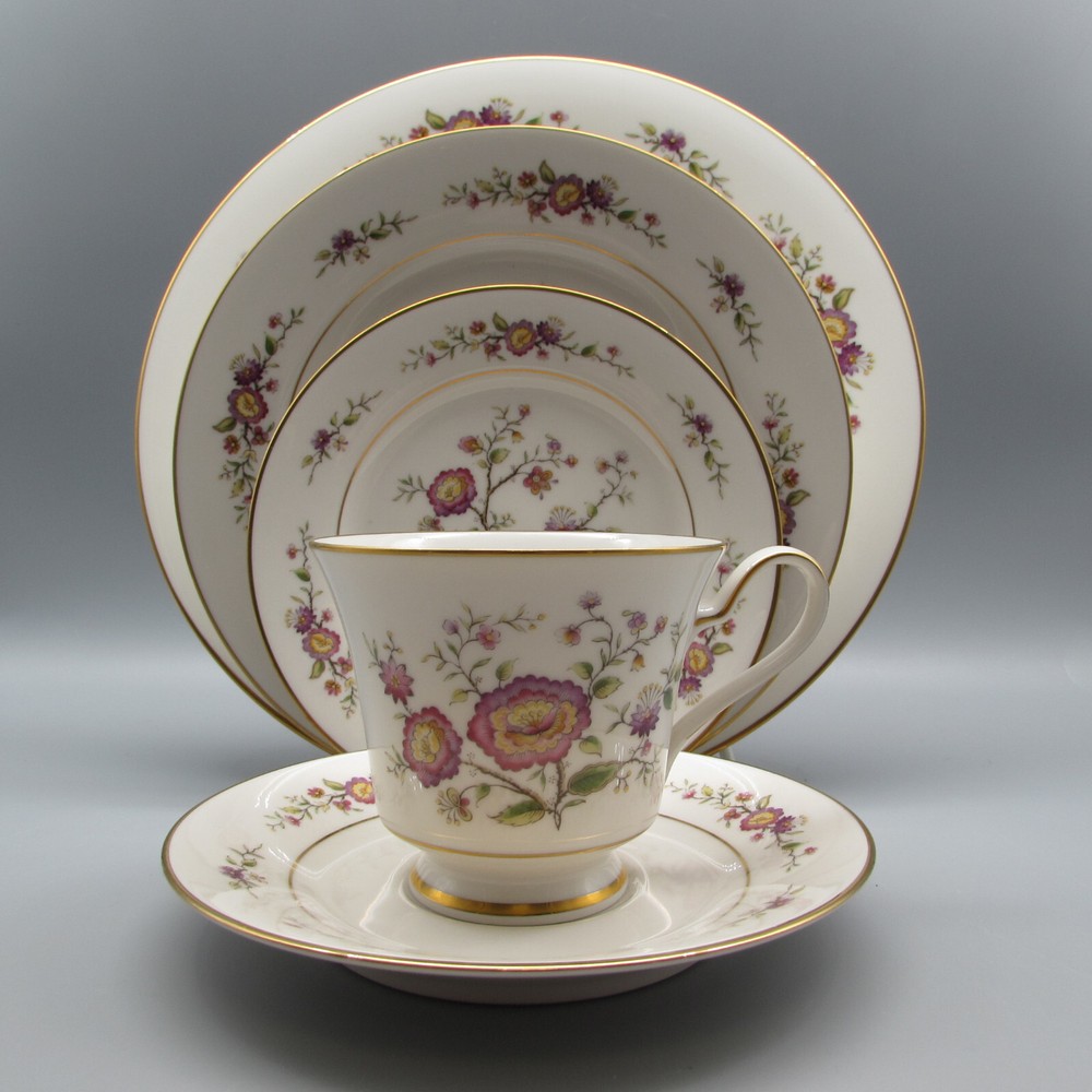 Noritake Fine China / Dinnerware -  ASIAN SONG - 5pc Place Setting