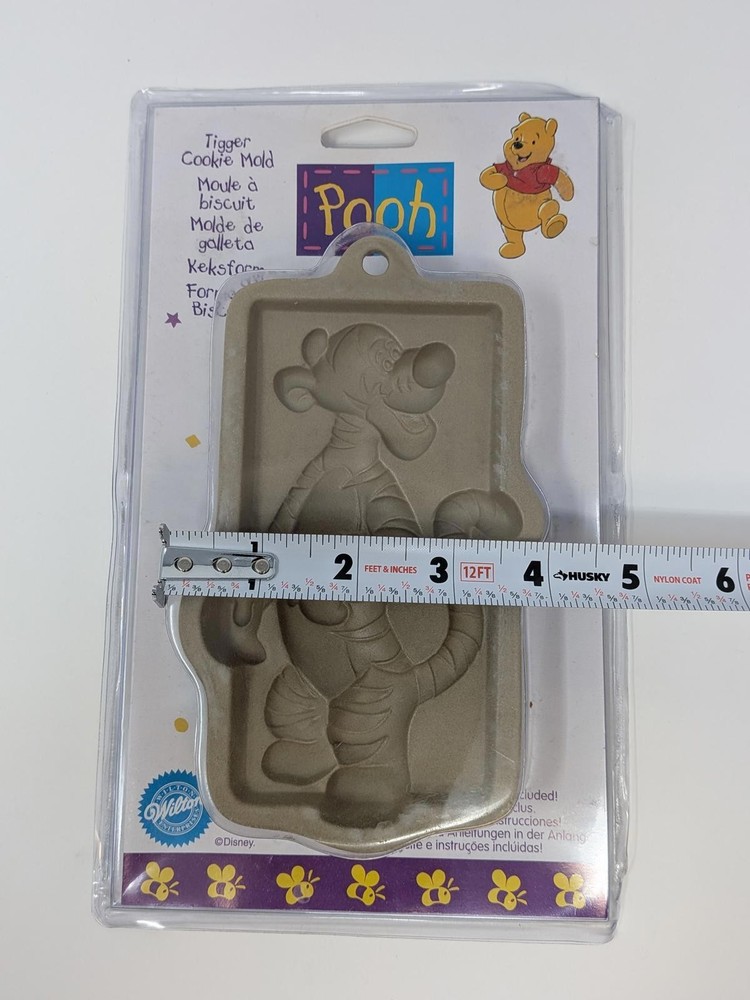 Wilton Pooh Tigger Cookie Mold Baking Accessory - New
