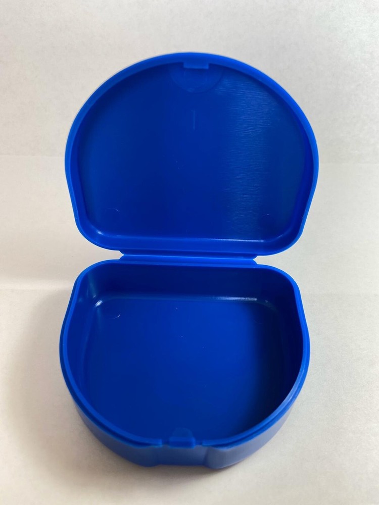 2-Dental Orthodontic Retainer Box Mouthguards Dentures Storage Case, Multi Color