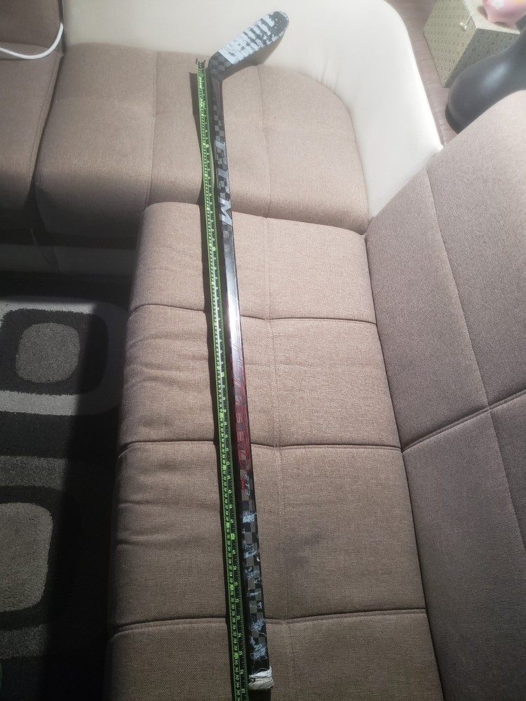 ccm jetspeed ft3 pro Hockey Stick Intermediate Right
