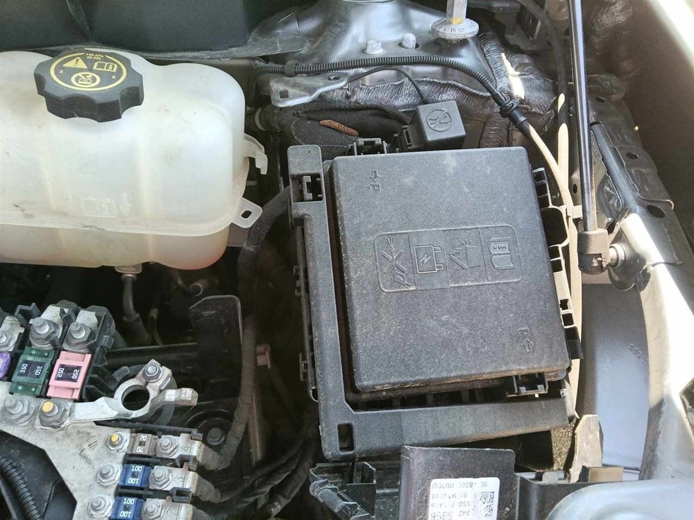 TRAVERSE 2019 Fuse Box Cabin 6539
